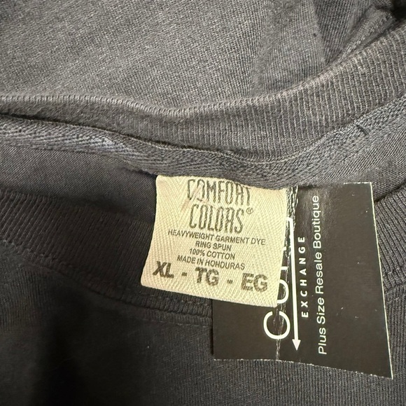 Comfort Colors Disney "Happiest Place On Earth" Black Tee Shirt - Size XL - Picture 3 of 3